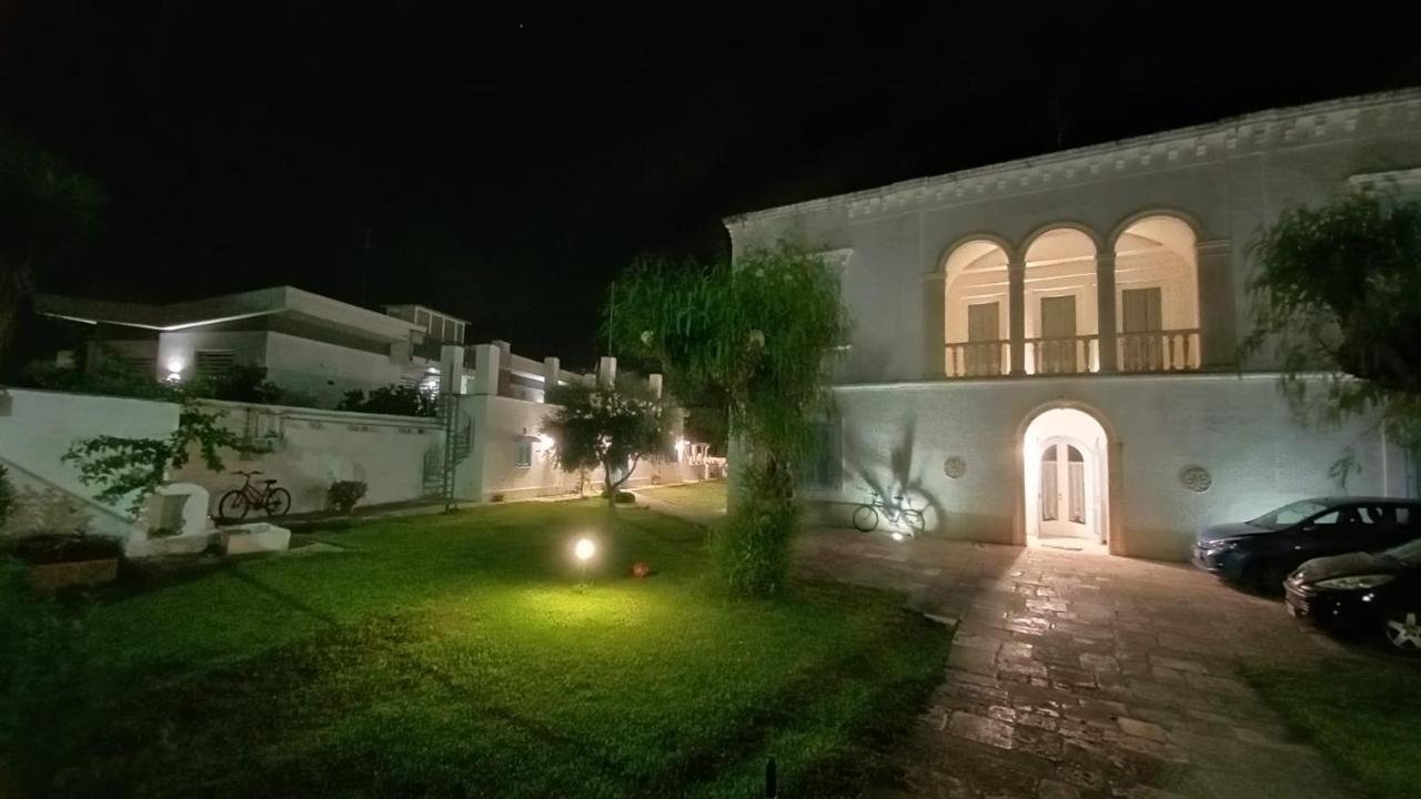 モーラ・ディ・バーリ Villino Tronchetto Bianco Bed & Breakfast エクステリア 写真