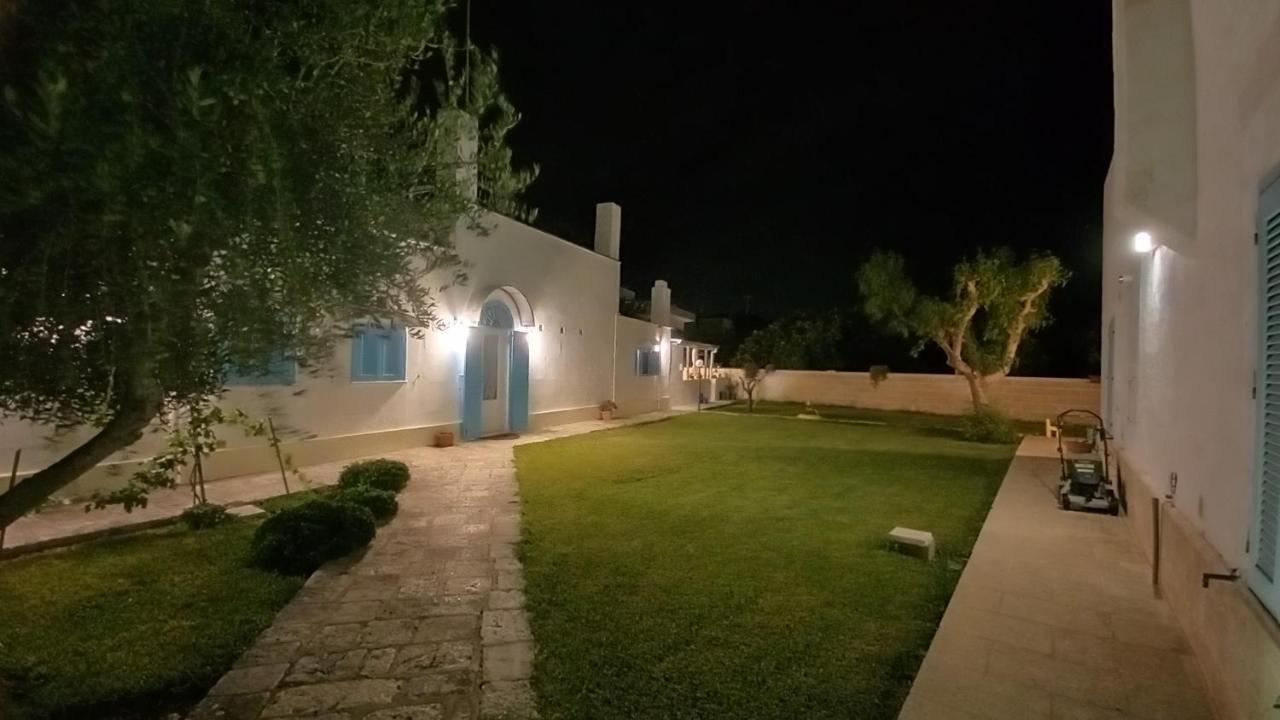 モーラ・ディ・バーリ Villino Tronchetto Bianco Bed & Breakfast エクステリア 写真