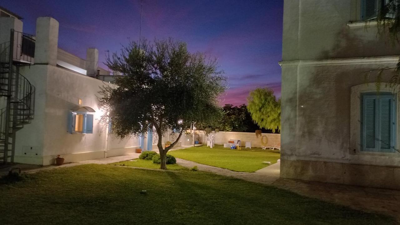 モーラ・ディ・バーリ Villino Tronchetto Bianco Bed & Breakfast エクステリア 写真