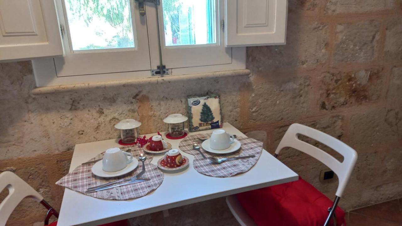 モーラ・ディ・バーリ Villino Tronchetto Bianco Bed & Breakfast エクステリア 写真